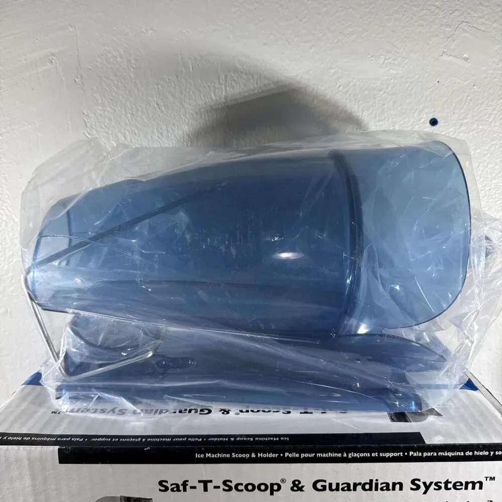 San Jamar Saf-T-Scoop & Guardian System SI9000 Ice Scoop 64-86 oz New Open Box